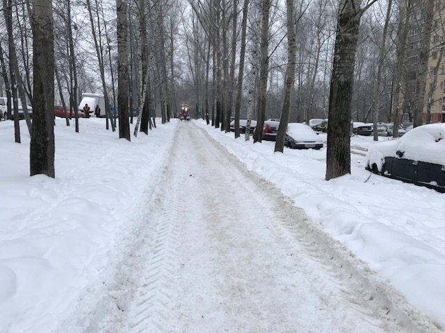 С территории Советского района вывезено 2 380 кубометров снега в первые рабочие дни года  - фото 2