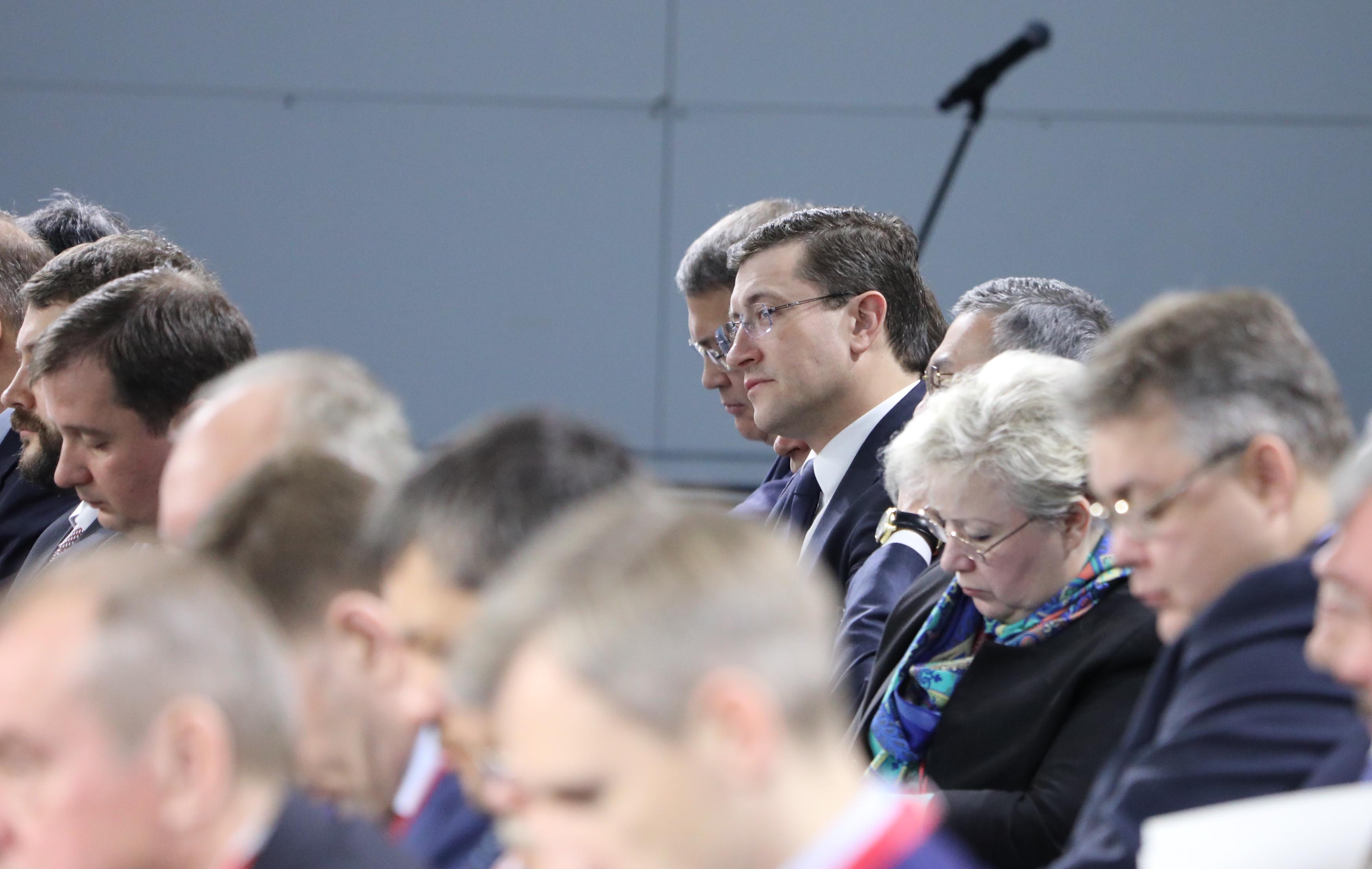 Нижегородский губернатор Глеб Никитин принял участие во встрече Дмитрия Медведева с главами регионов России